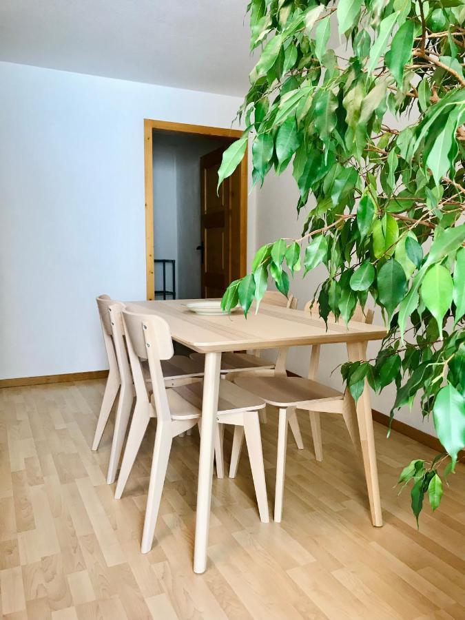Centrally Located Apartment In Poschiavo Exteriör bild