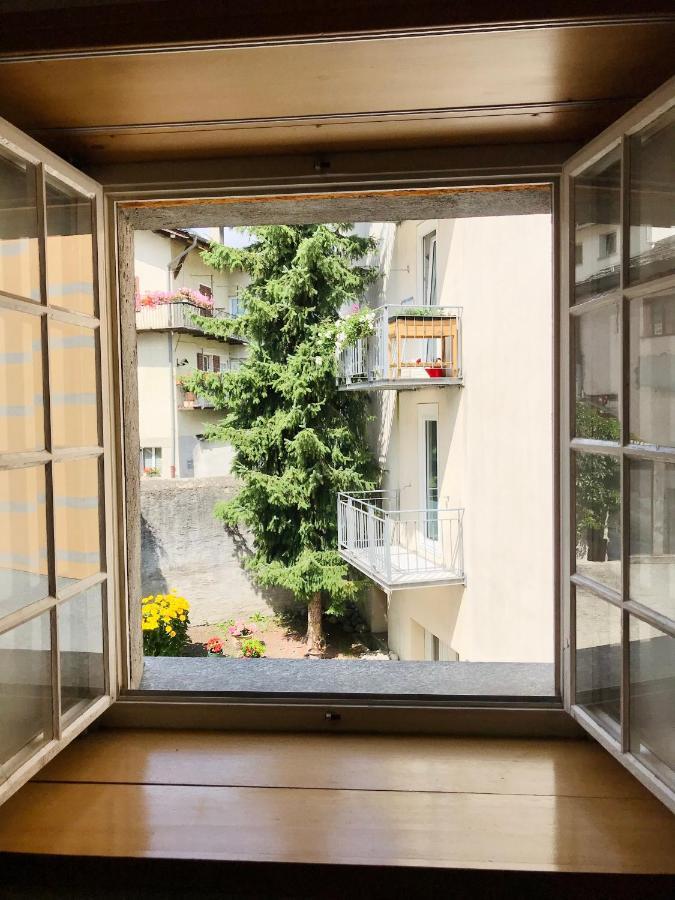 Centrally Located Apartment In Poschiavo Exteriör bild